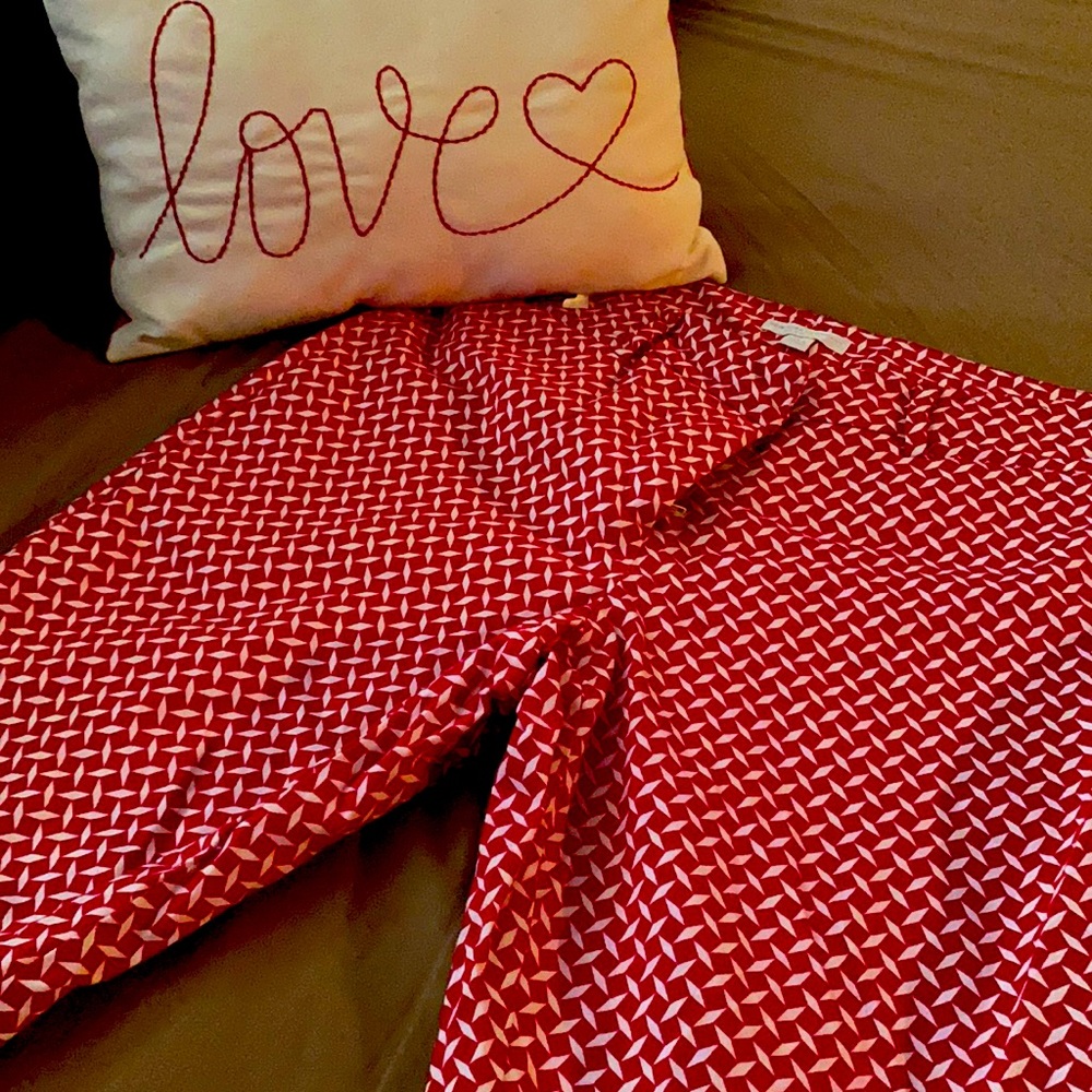 New York & Co capris red & red pattern